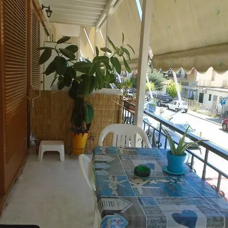Diogenis 80m2 Near Town Center Appartamento