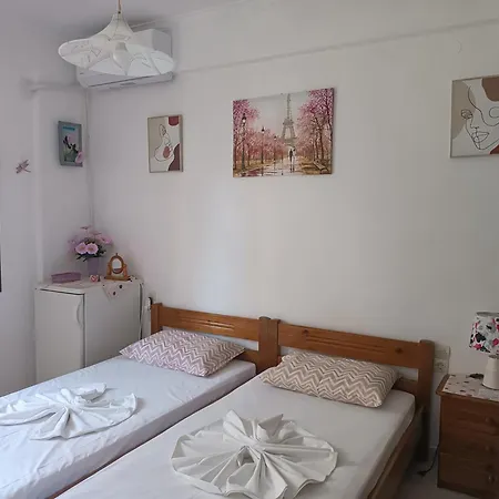 Апартамент Diogenis Flat Apartment 70M2 Near Town Center